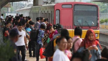 Liburan, Stasiun Kereta Api Seputar Jakarta Ramai